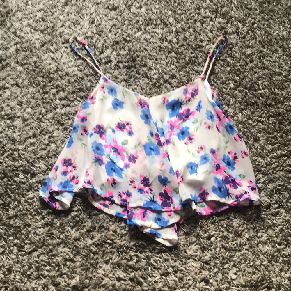 Crop top